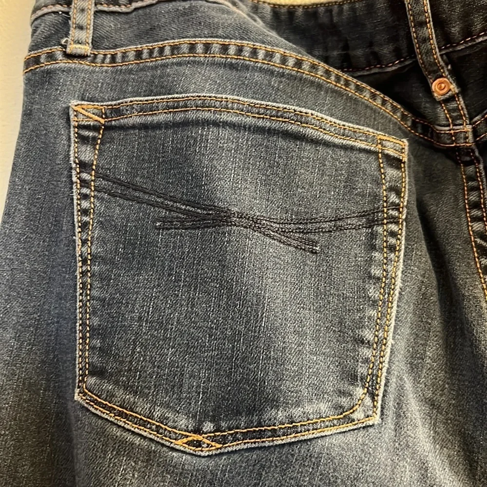 GAP 1969 Medium Wash Boot Cut Jeans size 31/12a